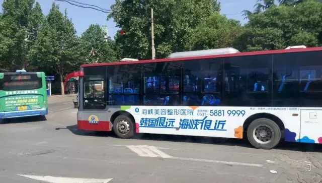薊州【畢昇云圖文廣告】公交車上的品牌傳播新動(dòng)力